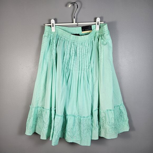 Lane Bryant Dresses & Skirts - Lane Bryant Skirt Mint Green Flowy Lined Elastic Pleated Waist Size 14/16